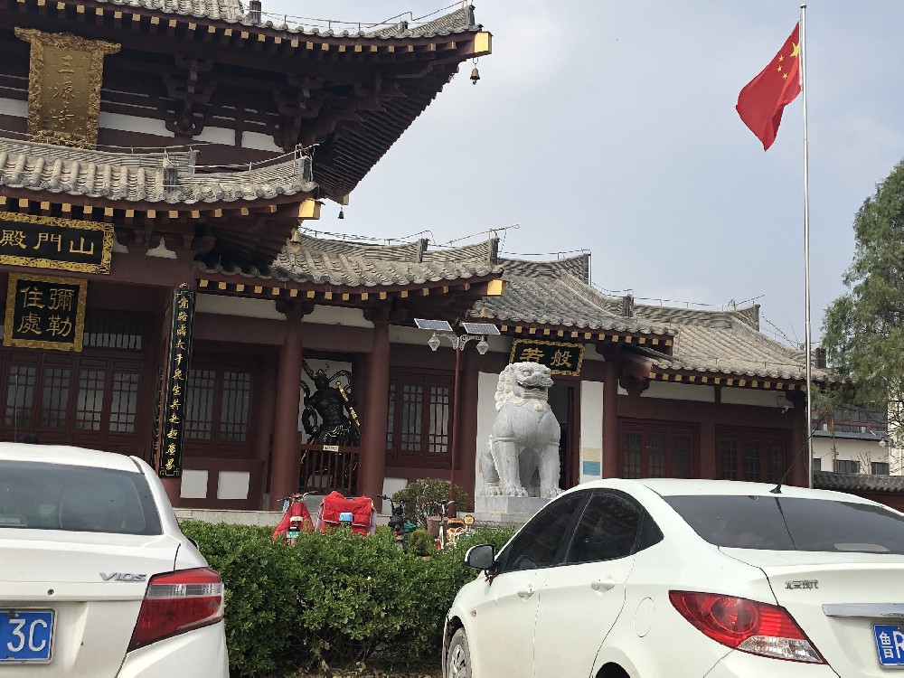 醇酸防锈磁漆：守护仿古建筑的优雅风姿