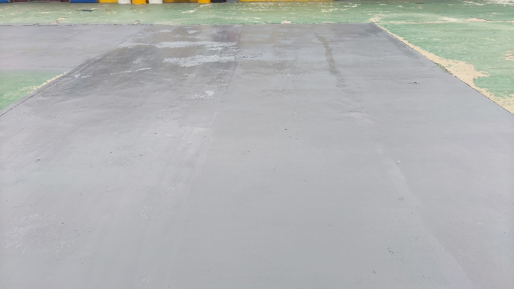 水泥面翻新之。捍妓崆迤，焕发新生机