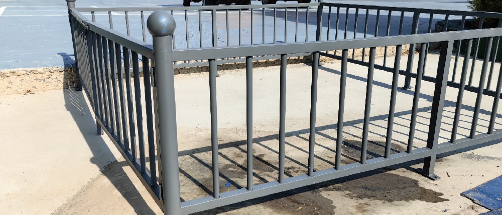 不锈钢的新装——冰球突破app下载醇酸磁漆的魅力