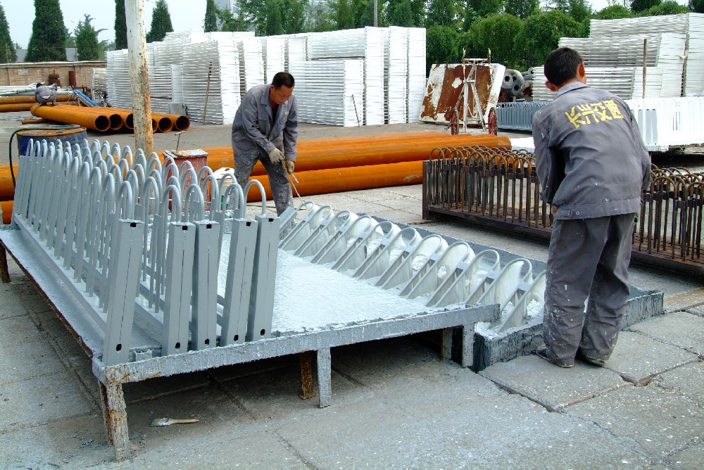 铁质焕新颜：冰球突破app下载醇酸外用磁漆刷新技术彰显卓越