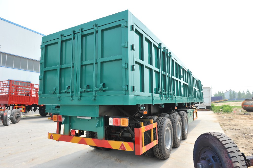 汽车焕新颜，醇酸面漆来助力