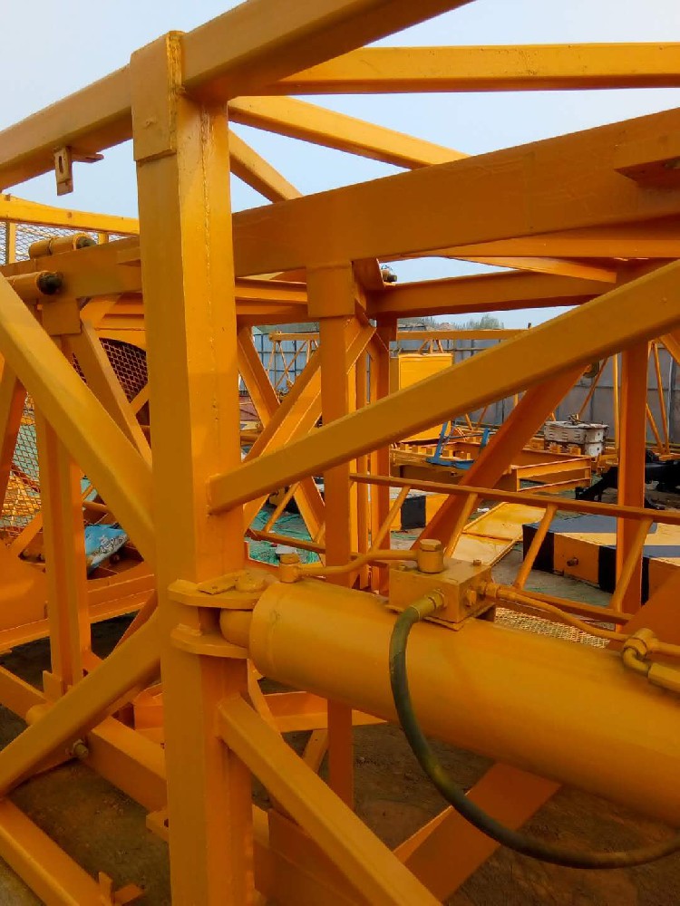 绿色刷新，守护未来——冰球突破app下载推出适合环保工程刷新的醇酸防锈磁漆