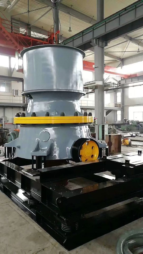 工业设备换新颜，醇酸调和漆打造高效防护层