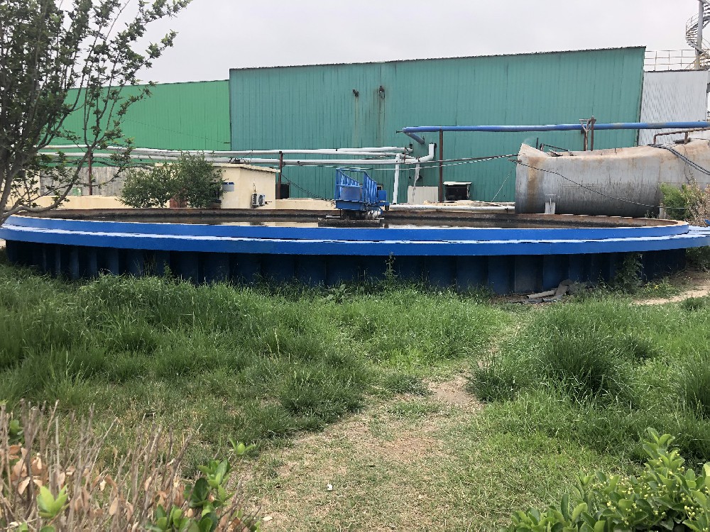 石油化工设备守护者，冰球突破app下载醇酸底漆焕发新活力