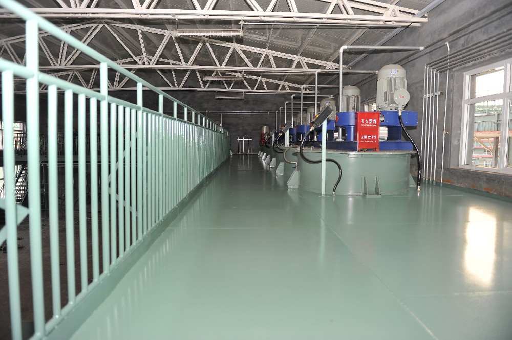 瓷砖焕新颜，冰球突破app下载醇酸工业高光磁漆打造亮丽空间