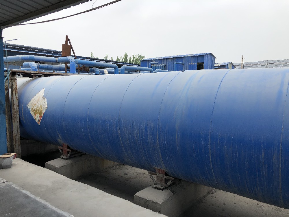 石油化工设备守护神，冰球突破app下载醇酸防锈漆铸就安全防线